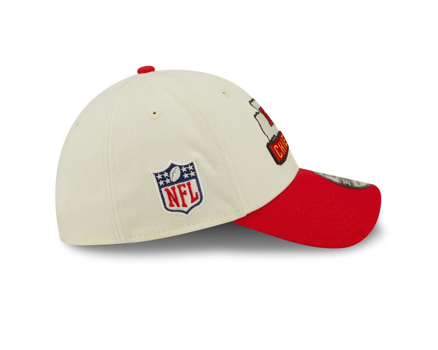 Men's Kansas City Chiefs New Era Cream/Red 2022 Sideline 39THIRTY Flex Hat