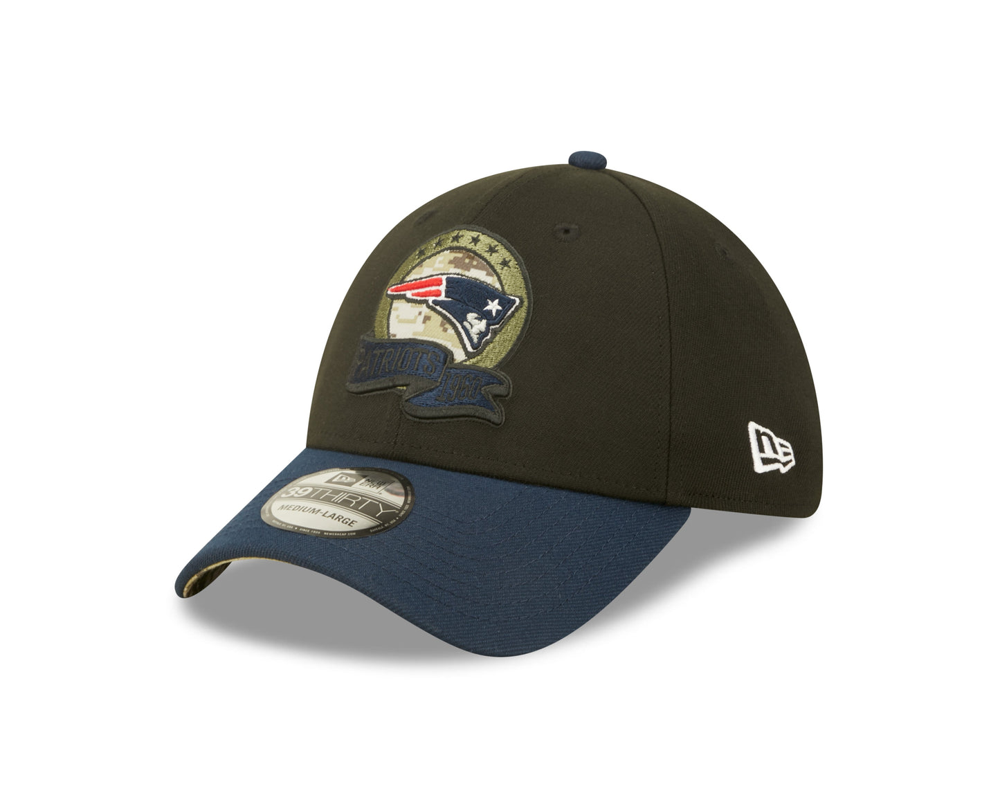 Men's New England Patriots New Era Black 2022 Salute to Service 39THIRTY Flex Hat