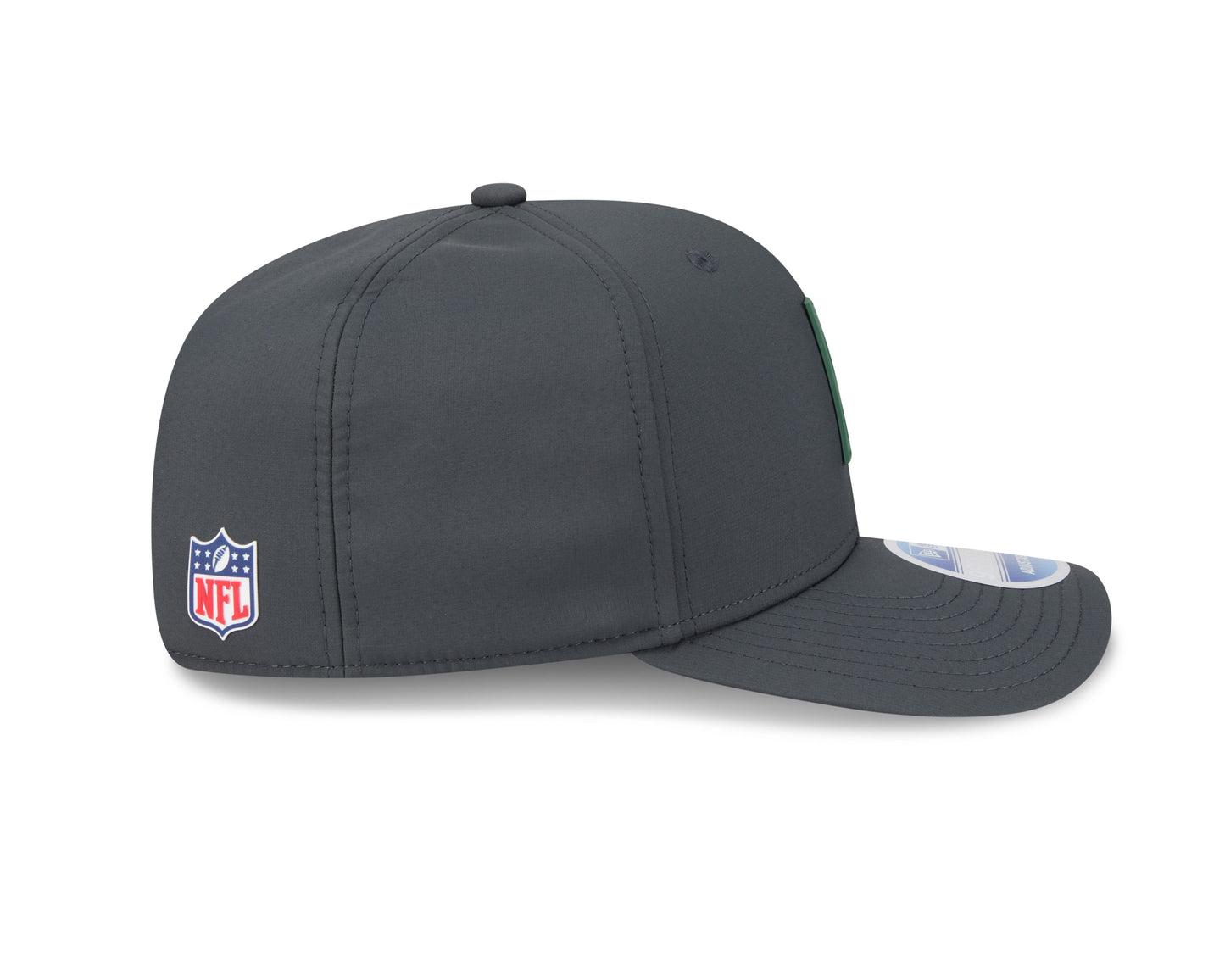 Men's Green Bay Packers New Era Graphite 2025 Sideline 9SEVENTY Cold Adjustable Hat