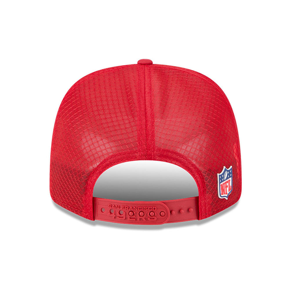 Men's San Francisco 49ers New Era Red 2025 NFL Sideline Heat 9SEVENTY Adjustable Hat