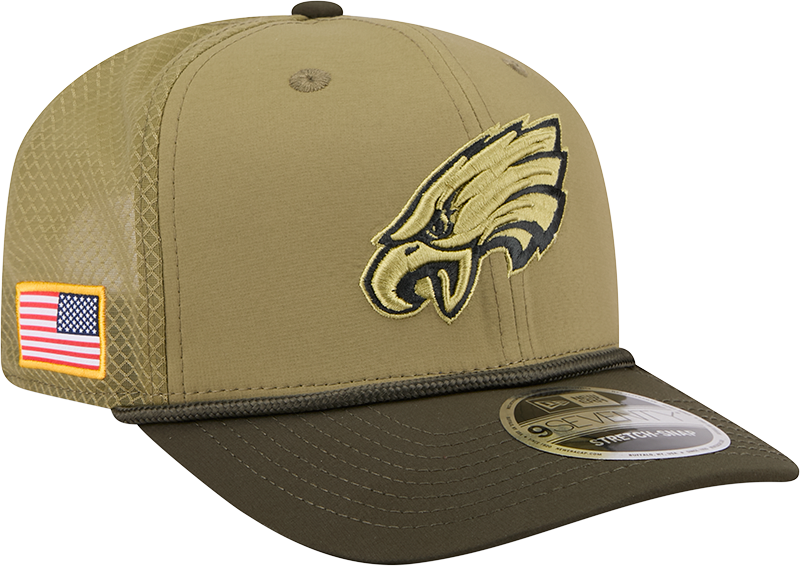 Men's Philadelphia Eagles New Era Green 2025 Salute To Service Sideline 9SEVENTY Trucker Adjustable Hat
