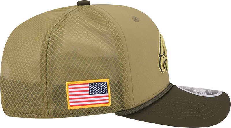 Men's Philadelphia Eagles New Era Green 2025 Salute To Service Sideline 9SEVENTY Trucker Adjustable Hat