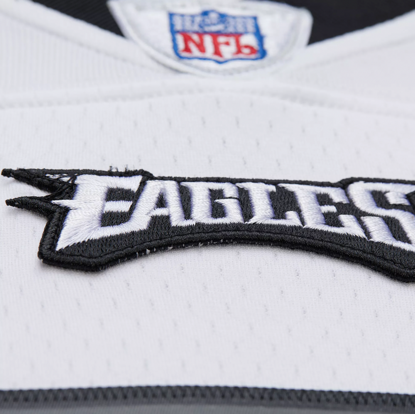 Men's Terrell Owens Philadelphia Eagles 2004 White Mitchell & Ness Legacy Replica Jersey